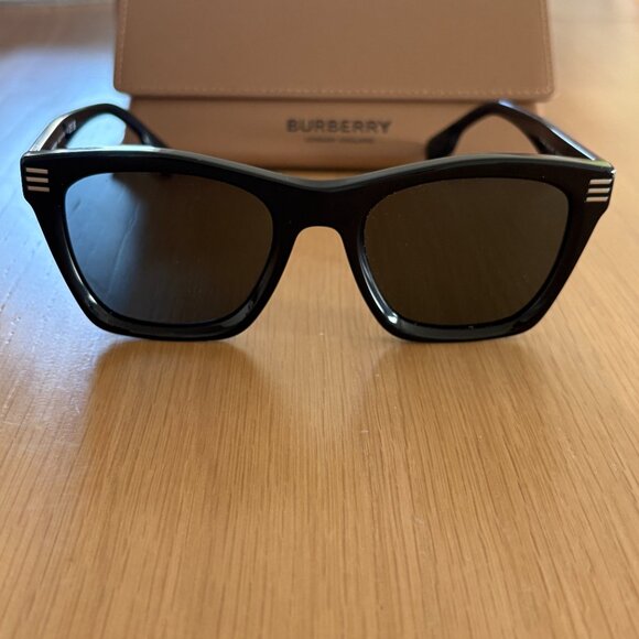 Burberry Sunglasses - Black with Silver main image 5